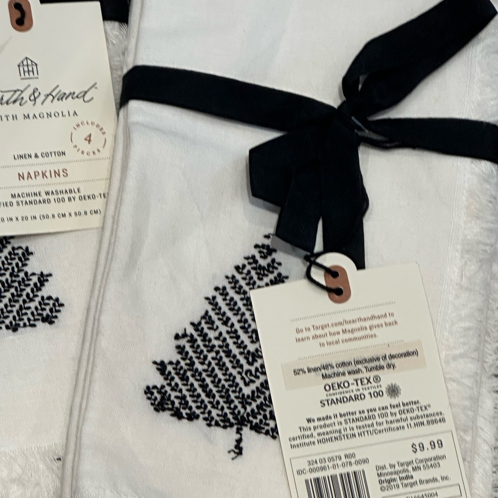HEARTH & HAND with MAGNOLIA 2 Sets Linen/Cotton Black Stitched Napkins NEW! rare - Picture 9 of 10